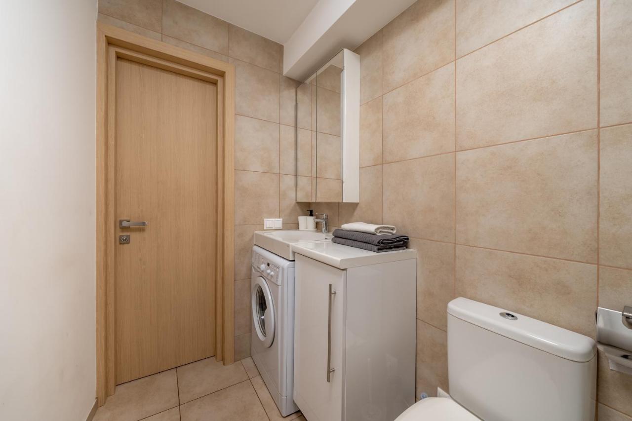 Trendy Top-Floor Stay In Heart Of Riga, Near Bars & Culture 外观 照片