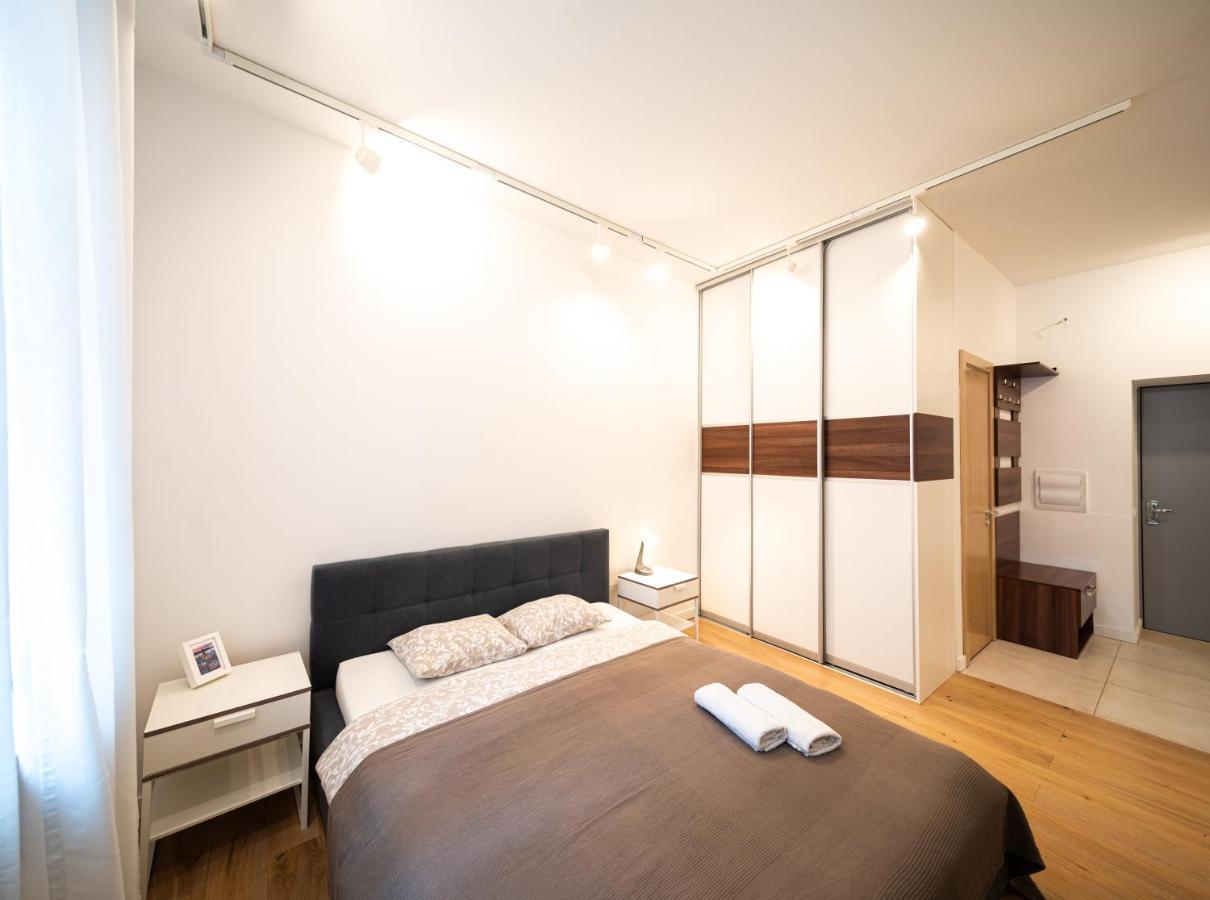 Trendy Top-Floor Stay In Heart Of Riga, Near Bars & Culture 外观 照片