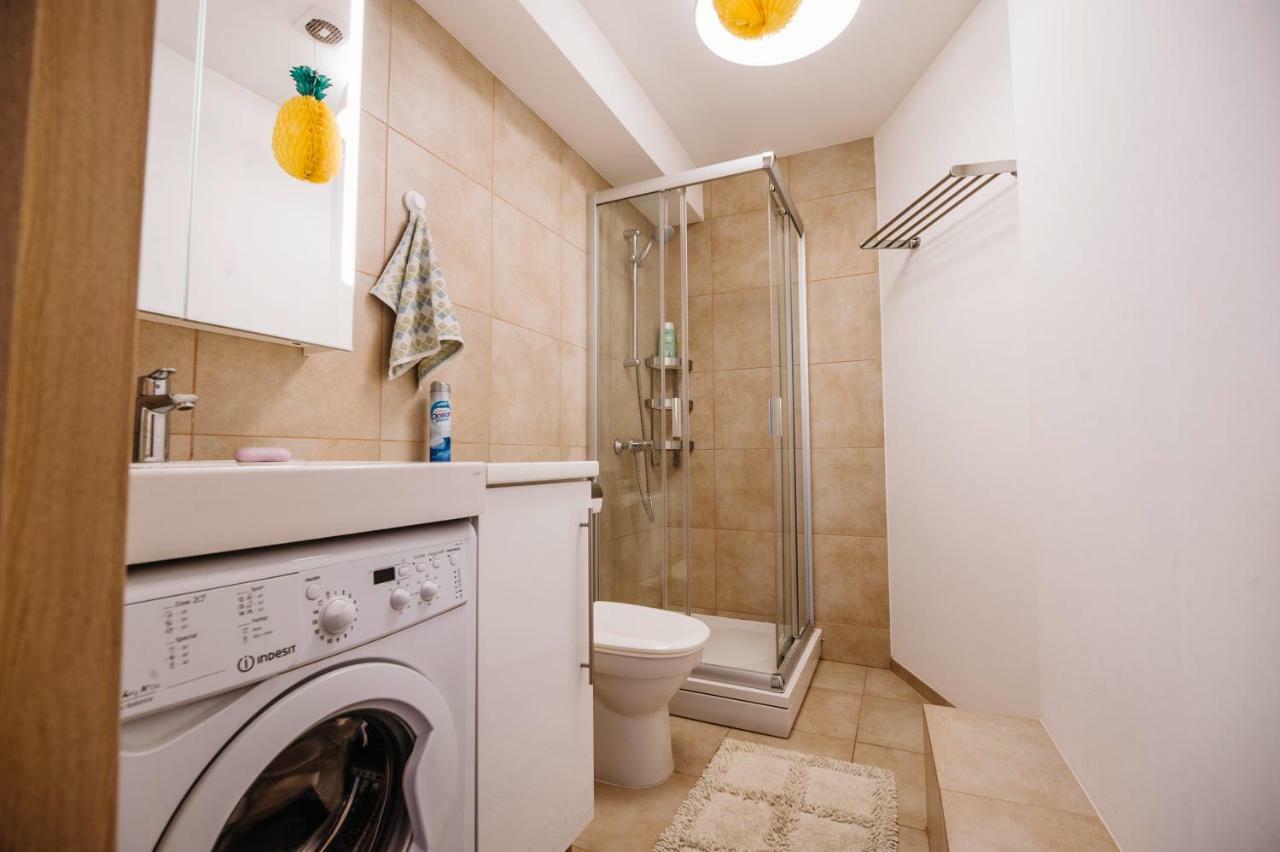 Trendy Top-Floor Stay In Heart Of Riga, Near Bars & Culture 外观 照片